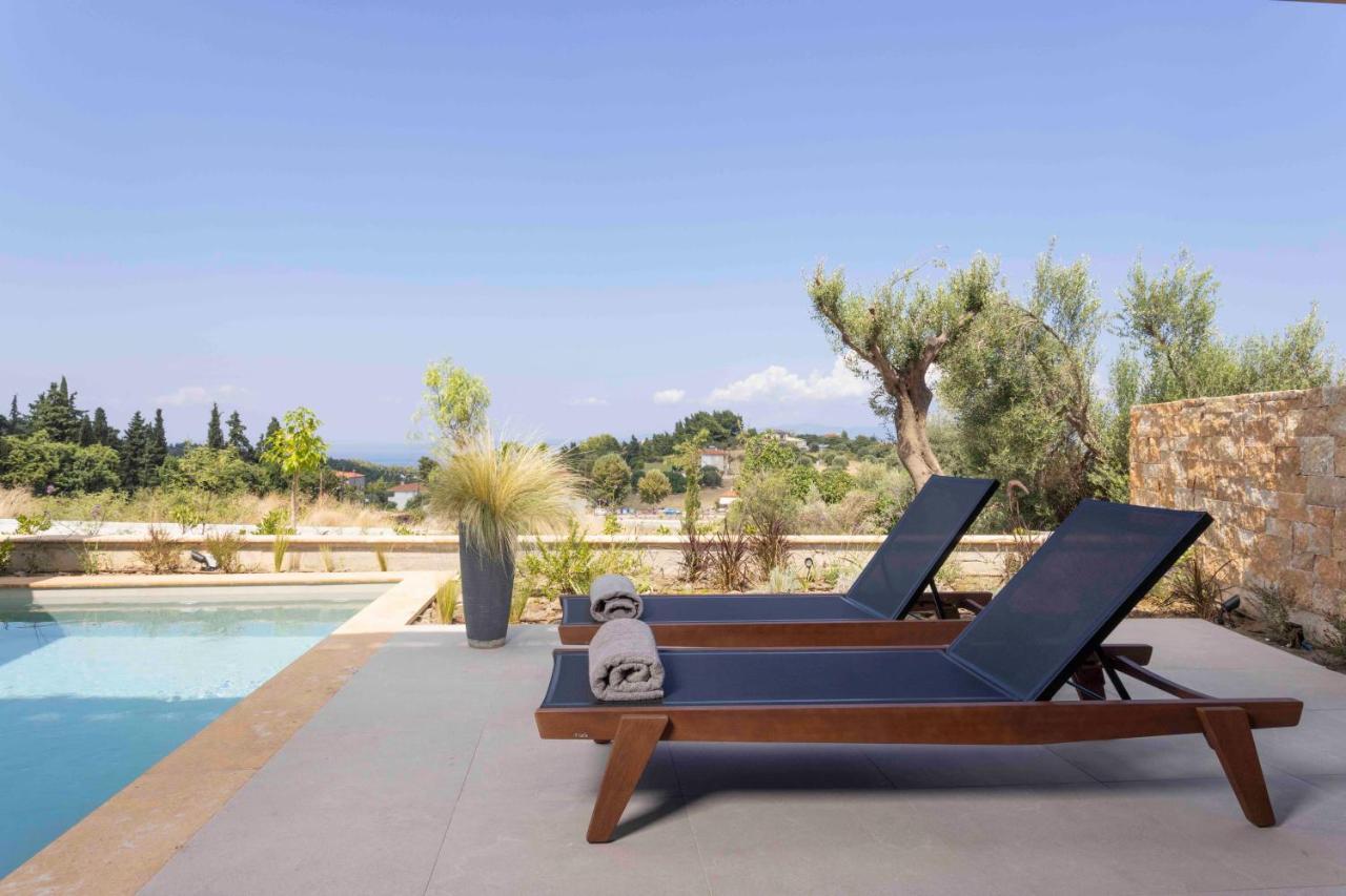 Pnoes Luxury Suites Paliouri Esterno foto