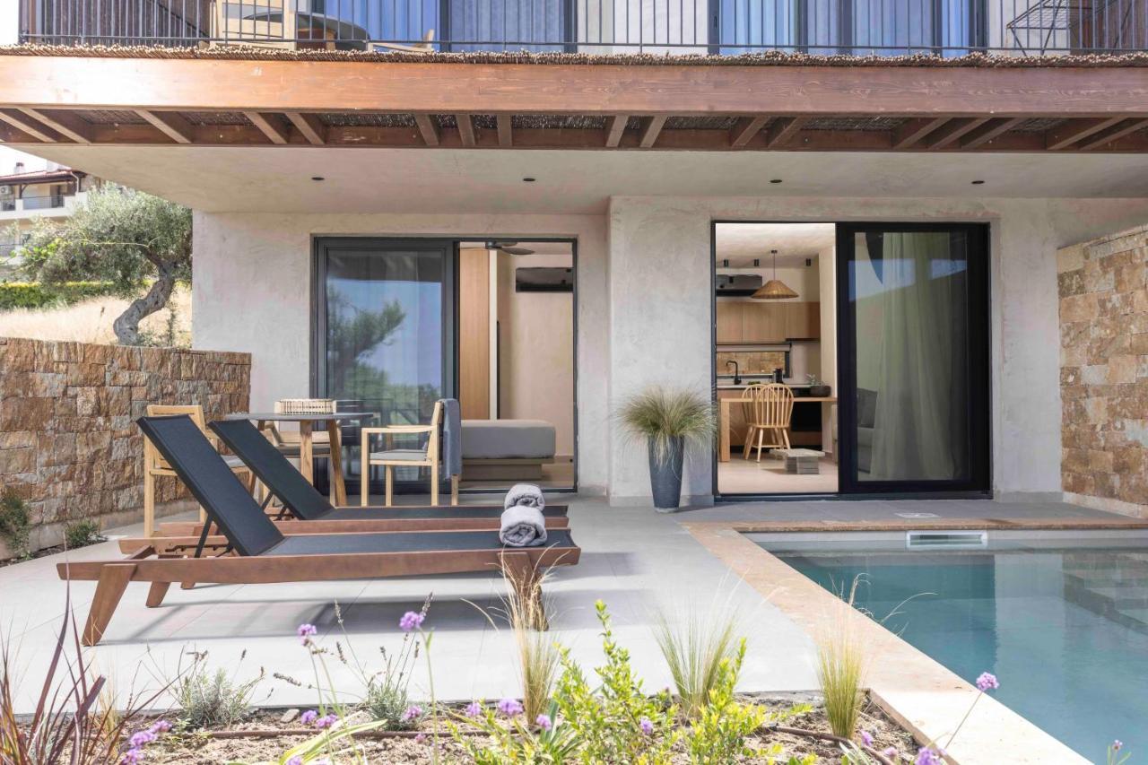 Pnoes Luxury Suites Paliouri Esterno foto