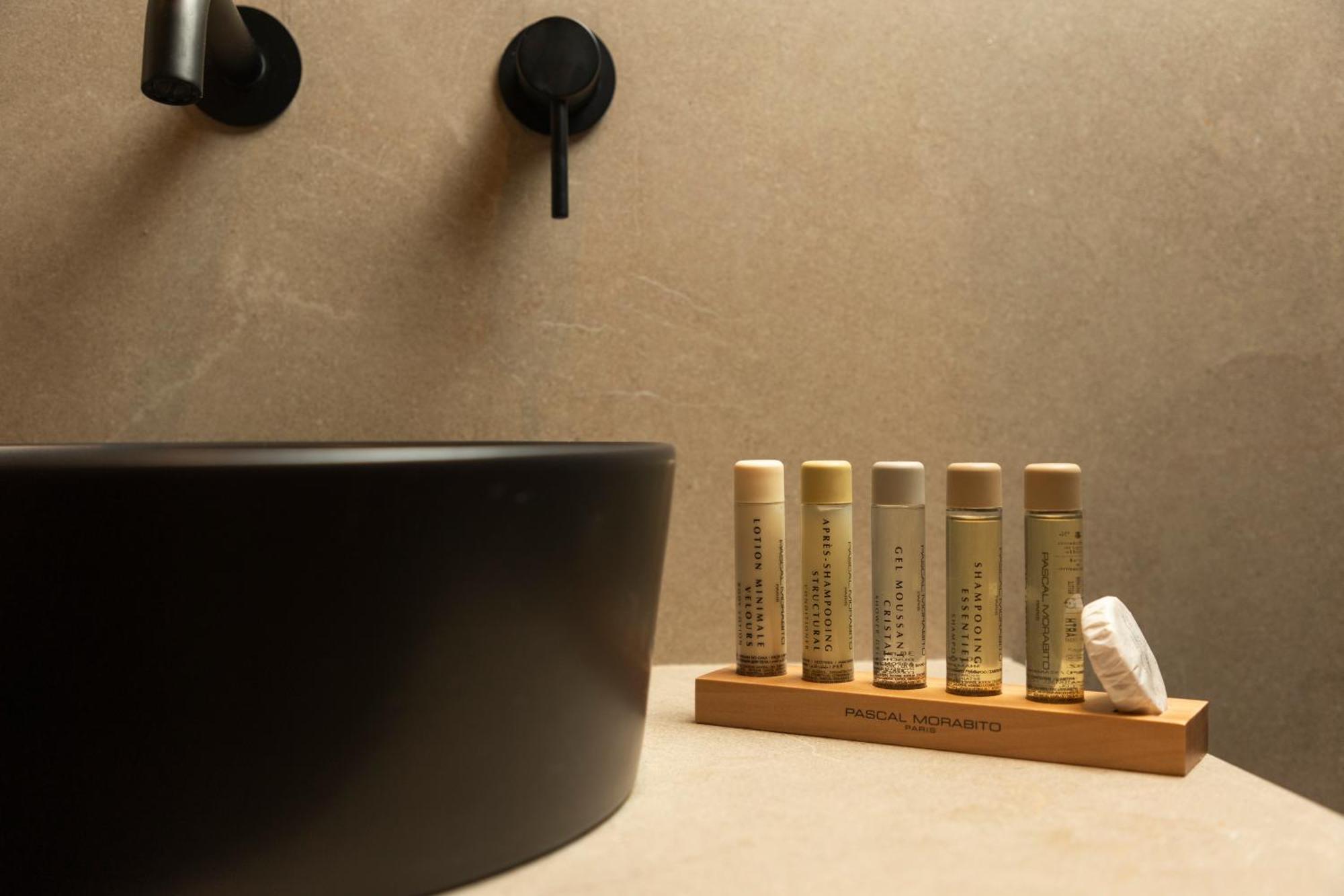 Pnoes Luxury Suites Paliouri Esterno foto