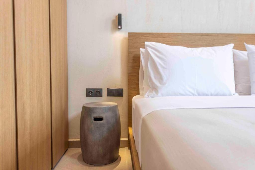 Pnoes Luxury Suites Paliouri Esterno foto